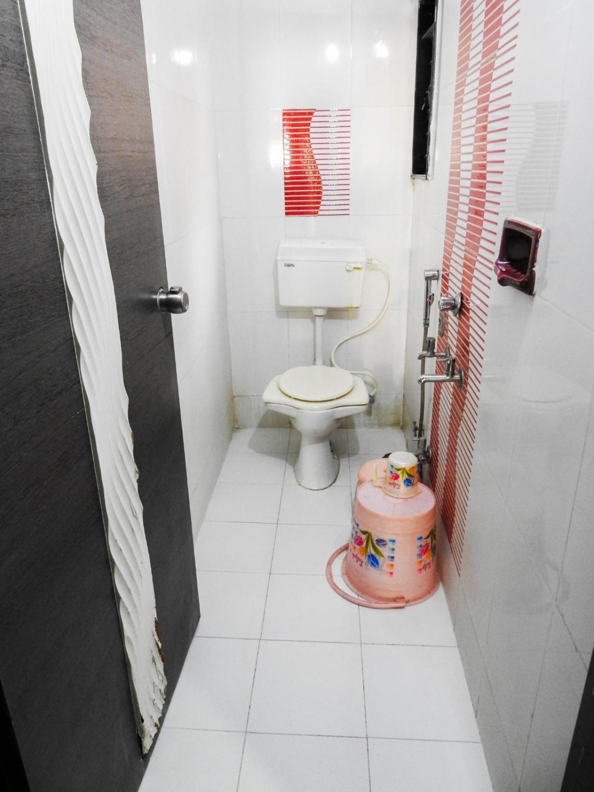 Hotel Shri Sai Darshan Shirdi Bagian luar foto